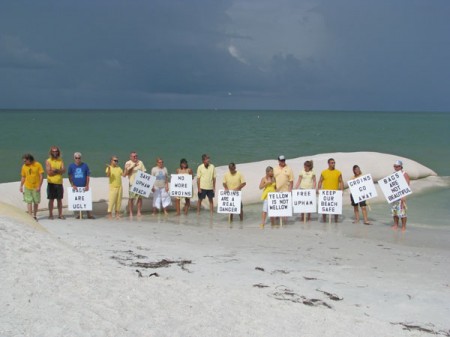 Suncoast Surfrider members demonstrate on Upham Beach.