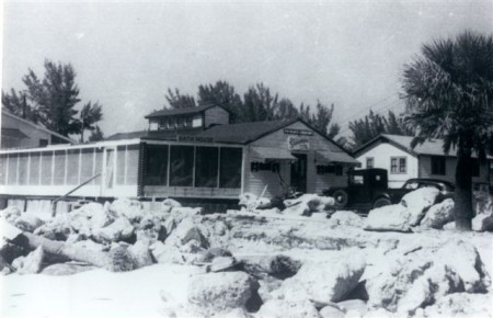 SB-Front-Gulforig1 The Sandbar Restaurant in the old days.