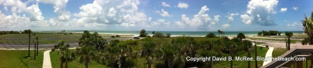 Honeymoon Island beach panorama via iphone4.