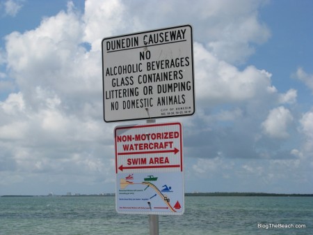 Sign on Dunedin Causeway